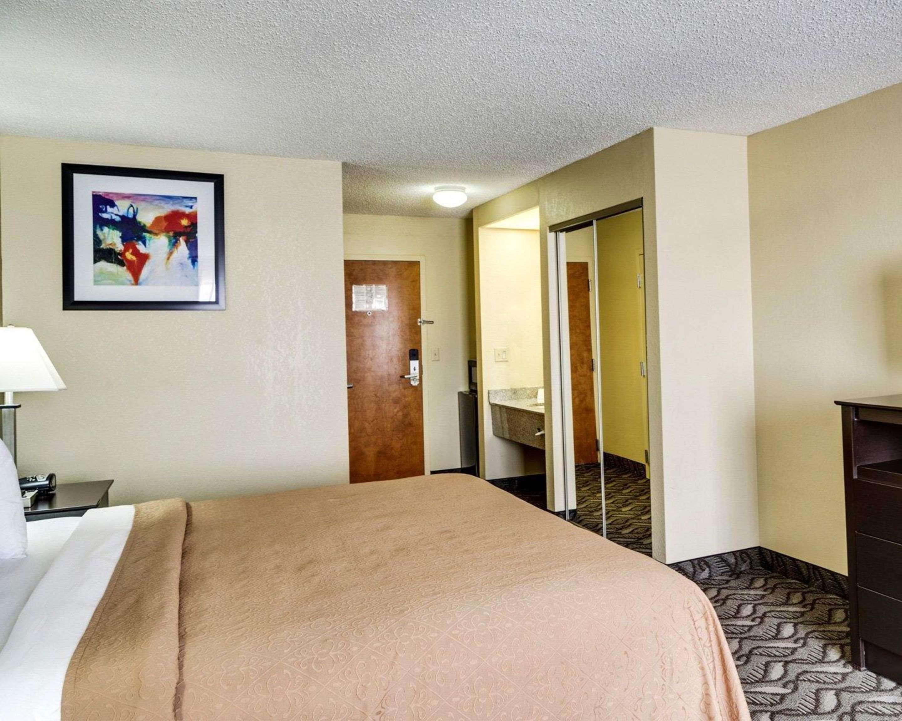 Quality Suites Baton Rouge East - Denham Springs Ngoại thất bức ảnh